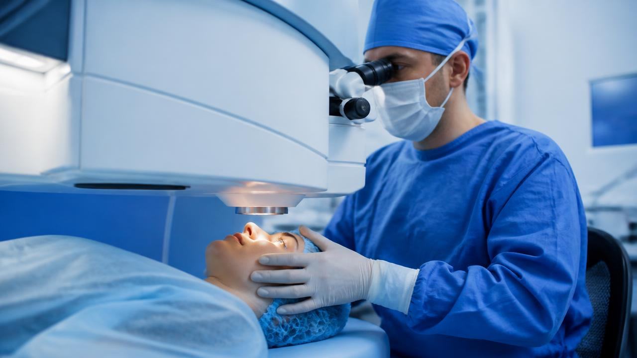 Ilustração de cirurgia refrativa a laser (Lasik e PRK) na córnea